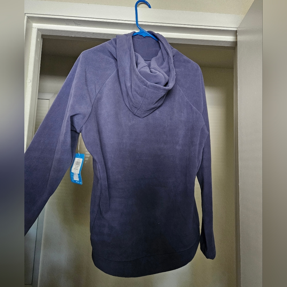 Hooded fleece - Picture 2 of 6